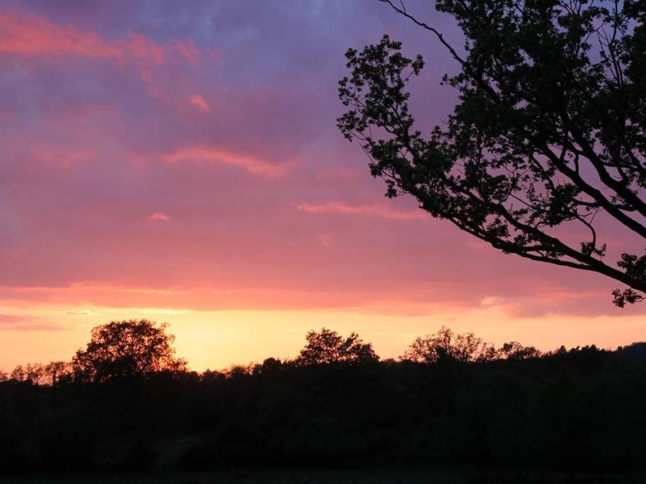 Oak House Farm Apartment Edenbridge Bagian luar foto