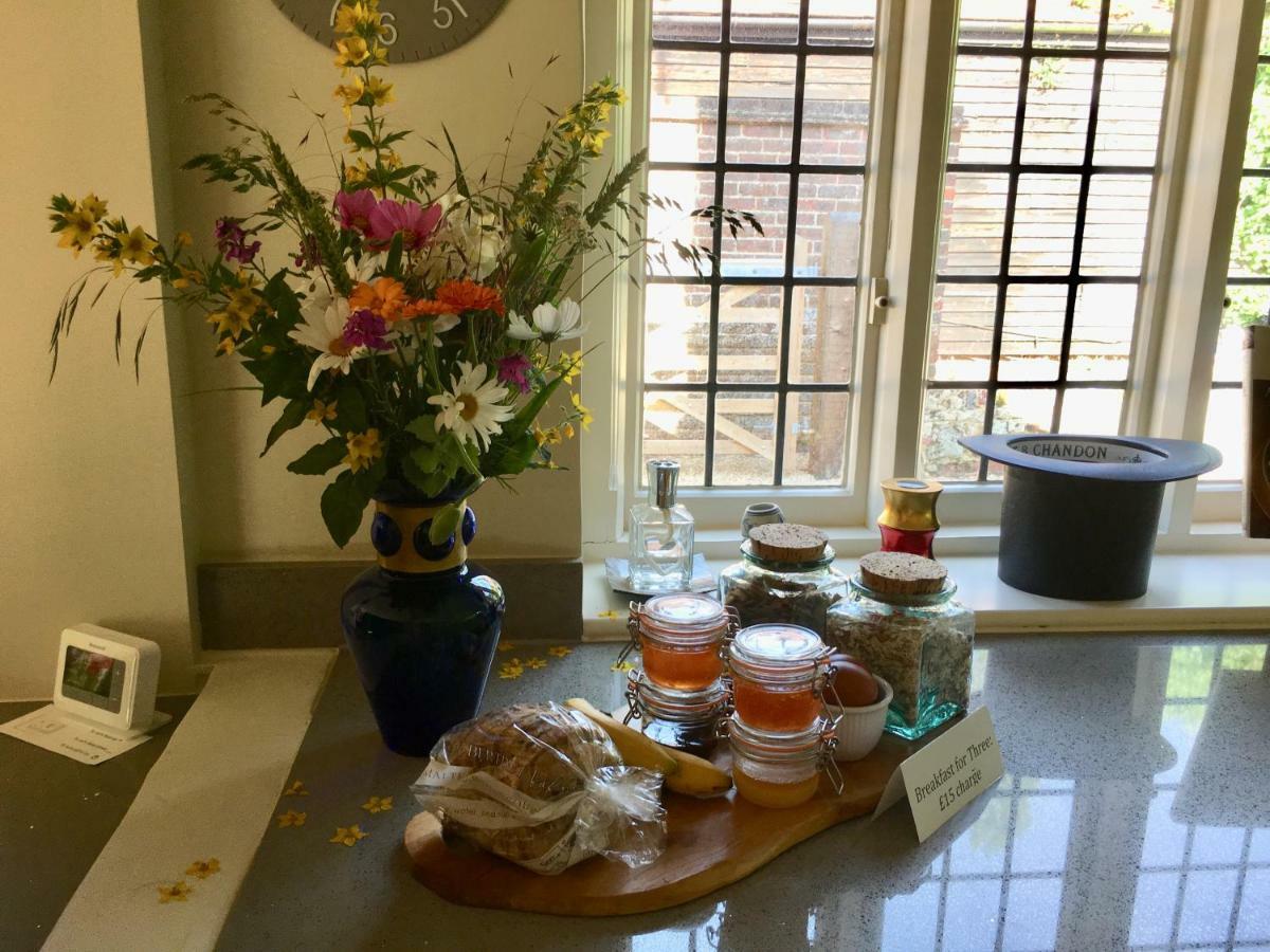 Oak House Farm Apartment Edenbridge Bagian luar foto